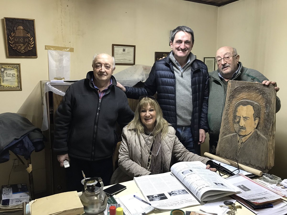 alejandrocvidal's tweet photo. #Ahora Visitando en #Zapala a los hermanos Adem #CambiemosPorVos #501B https://t.co/HyUYkSEMpL