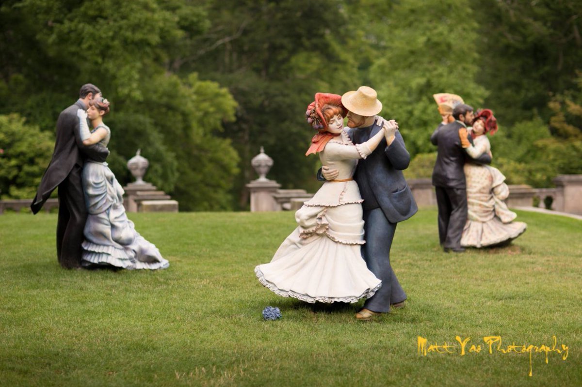SewardJohnson's tweet photo. Seward Johnson's dancers, on the beautiful grounds of @oldwestburygard (Old Westbury Gardens) this summer!  Come see! https://t.co/IOjti3PMoE