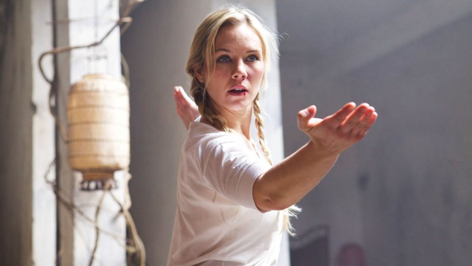 REVIEW - #LadyBloodfight (2016) starring <a href="/amyejohnston/">Amy Johnston</a> bit.ly/LadyBloodfight