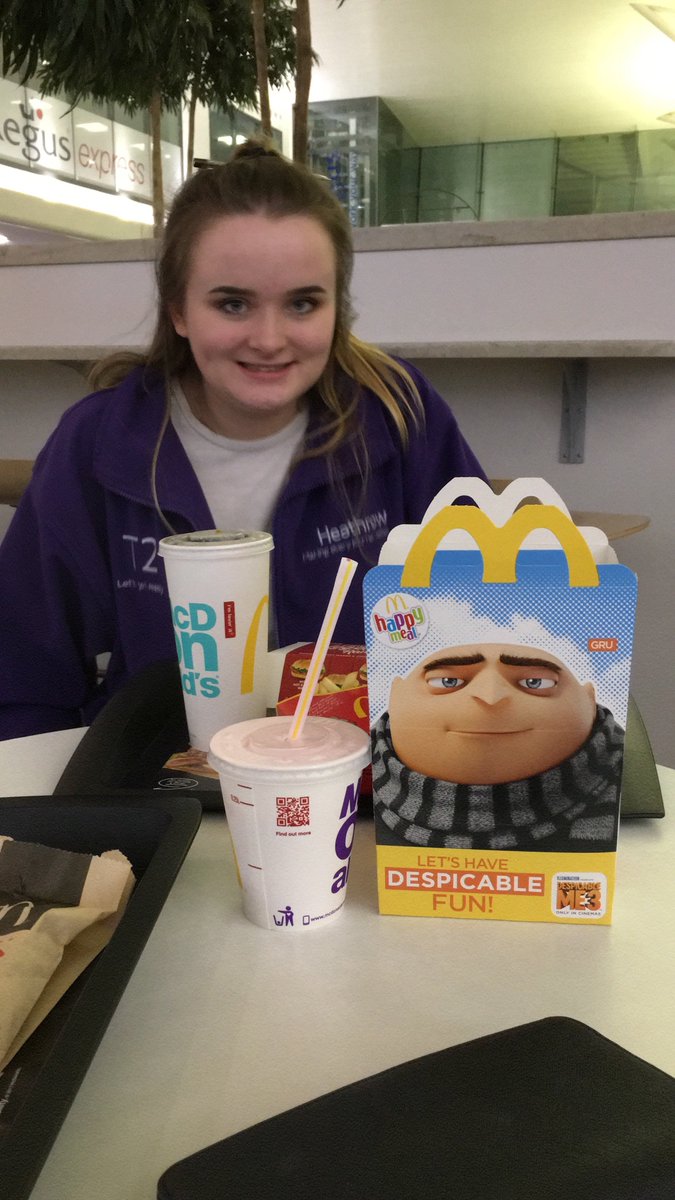 LivvyMullin's tweet photo. Why does it look like my sister face swapped with this Happy Meal box tho? #despicablehan @hannahl_mull https://t.co/Fr1Y0iakjM