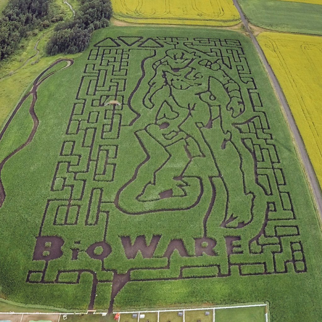 corn_maze's tweet photo. 2017 maze reveal!  We've partnered with local video game studio #BioWare and their new game @anthemgame. Come get lost!  #cornmaze  #yeg https://t.co/dsTT20oby5