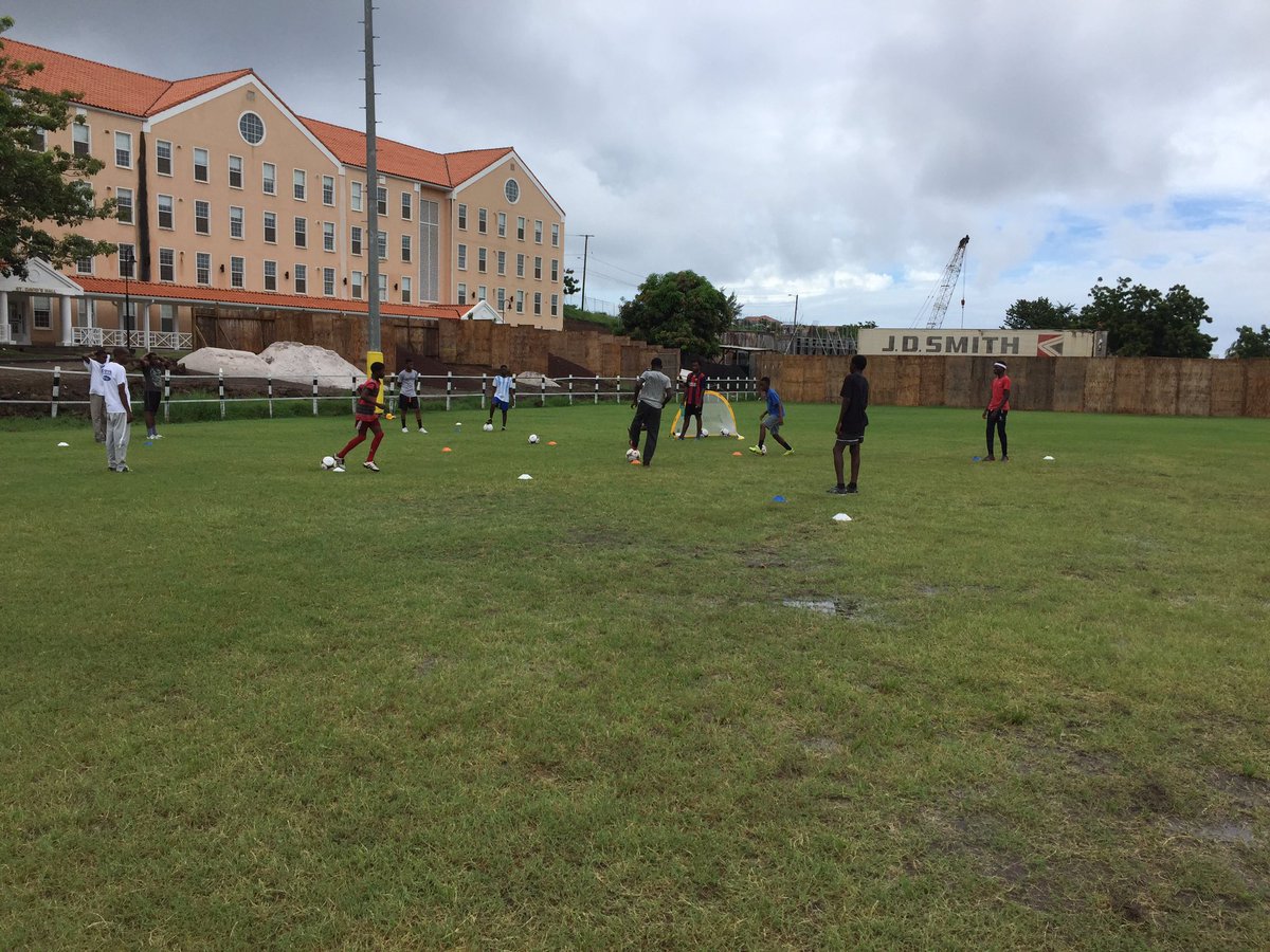 jrfcaribbean's tweet photo. It's the start of another week of the JRF Summer Program at @StGeorgesU. We love what we do #JRFSummerProgram #ChangingLivesThroughSport https://t.co/kPxmxl5rZy