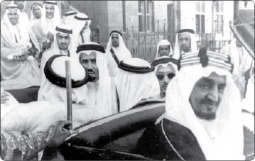 eyass4u's tweet photo. لأسرة الخريجي
دور ديني وسياسي واقتصادي واجتماعي
بمدينة رسول الله ﷺ #المدينة ودعمهم
لأهلها وبمساندتهم لـ #المؤسس
وابناؤه بضم #الحجاز لحكمه 🇸🇦 https://t.co/MQVg17Ygiy
