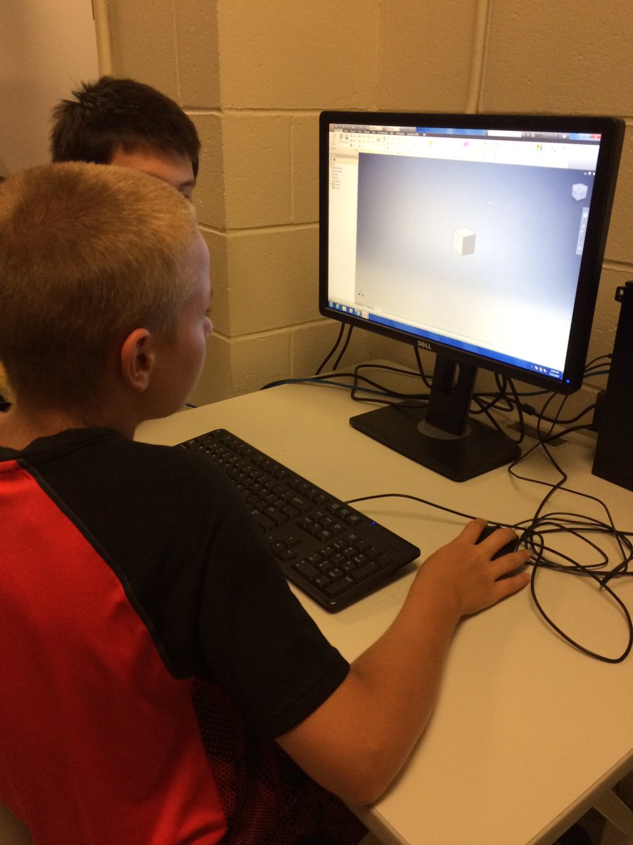 BethBerBeaulieu's tweet photo. #Ssleadlearning @cmshappenings #STEMandHistory #MrWeaverrocks https://t.co/XKlcAbEfbH
