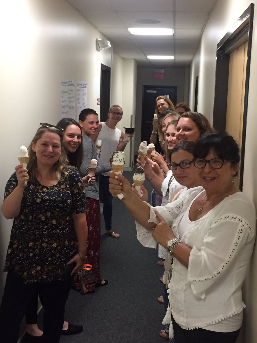 Jenniferdiz's tweet image. Small group learning...with ice cream in hand!! #idecorp #latic #sbpdchat