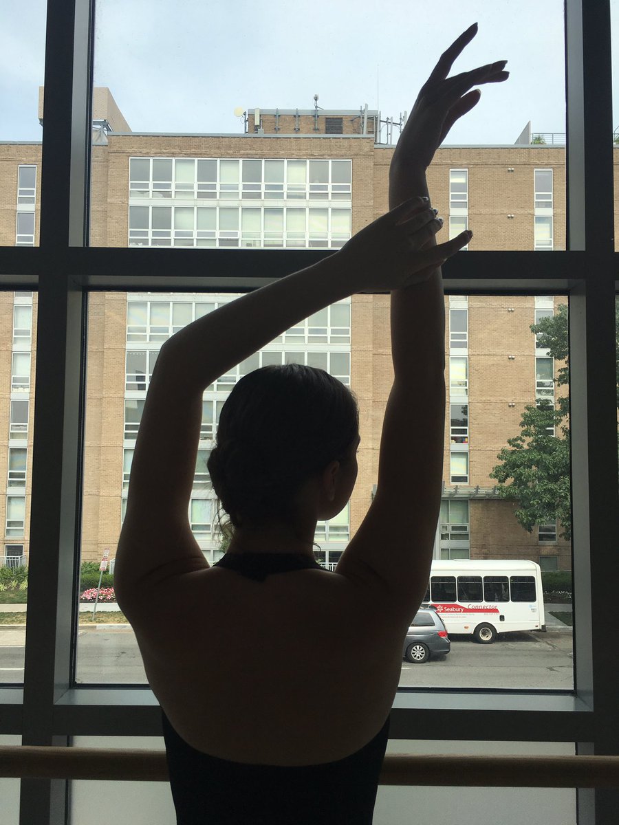 nat_onpointe's tweet photo. Week 5 @TWBallet #workhardtrainhard #ballettraining #technique #lovetwb #ballerina 💛💖💛 https://t.co/HMvXLtp0zE