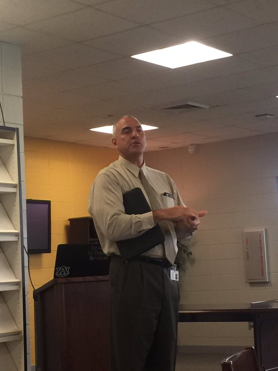 msims_bhs's tweet photo. Welcome back! Markham telling everyone how important everyone's job is to the school and for students. https://t.co/pobtxYeV7Z