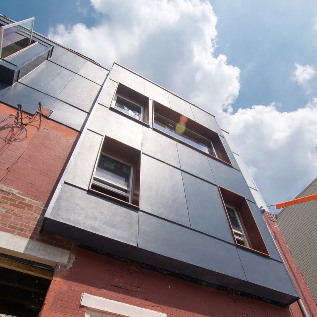 Evolve_Build's tweet image. Emerick Brothers look better and better each day! The #Astronomer home is about to be done✨☄️🔭 #EvolveBuild #evolvebuildunderconstruction