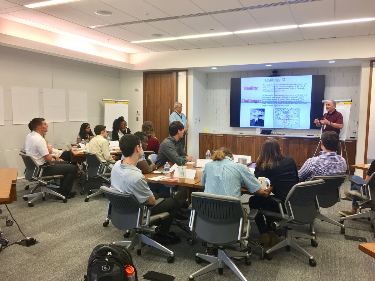 ta4carson's tweet photo. @Fiserv Interns giving back to the community with Second Helpings Atlanta. They spent the day coming up with solutions for problems for SHA. https://t.co/OaDNTX4RZN