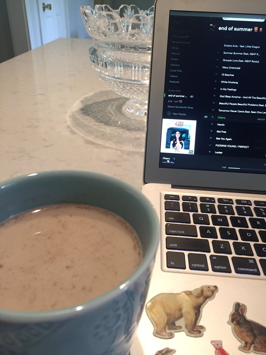 juuleatz's tweet image. Maple Almond milk latte💞💞 listen to Lust for life !!