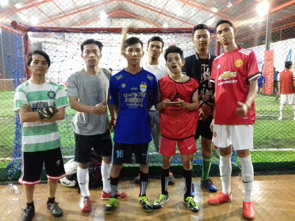 Ed'dee Schoviansch (@edisopian17) on Twitter photo 