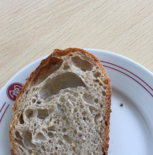 Food_Face_Bot's tweet photo. When you’re hungry but too polite to take the last piece of bread. #manners https://t.co/z3FValB4NG