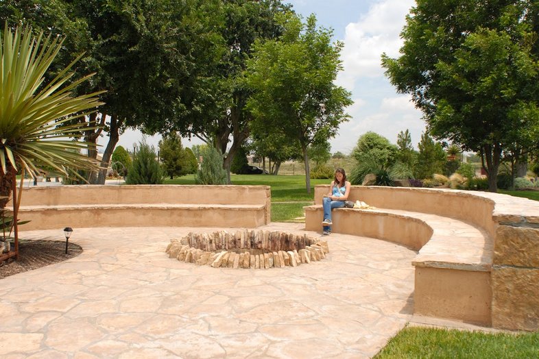 Reason 49 to #visitGageHotel: Unwind &amp; enjoy a good read in seating area at the Gage Gardens. #gagehotel