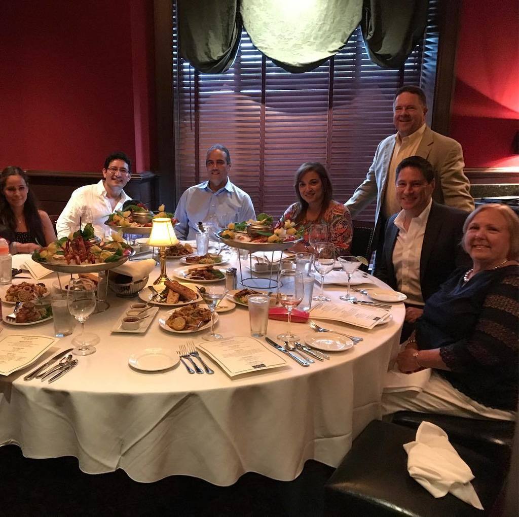cnedder's tweet photo. A great meal with some great friends!
#realestate #realtorlife #realtorswag #coldwellbanker #buy #sell #rent #net… https://t.co/QIp4sGofiN https://t.co/x6fTDHr1bY