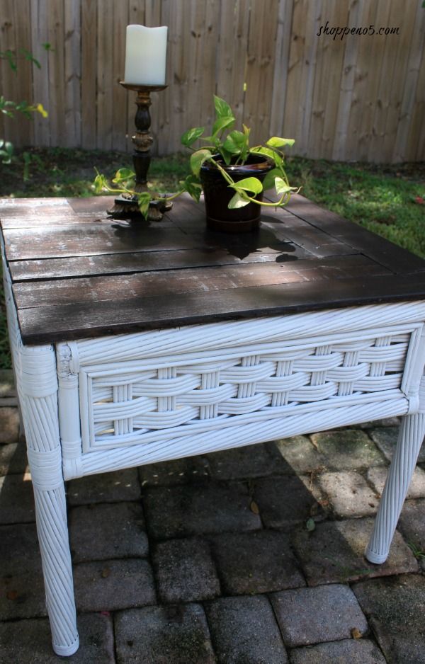 UniqueJunktique's tweet image. How To Create a New Table Top From Pallet Wood bit.ly/2ut9FnK #fridaysfurniturefix @shoppeno5 @HomeRight