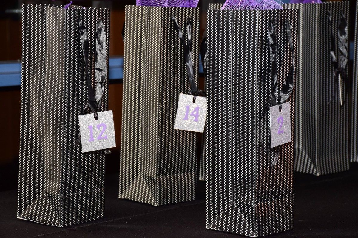 FFWWFclt's tweet photo. #FFWWF2017 event includes Fashion Presentation,Silent Auction,Raffle&Wine Pull
Beer,Wine&Heavy Hors d’oeuvres. Benefiting @Safe_Alliance https://t.co/5LspvJx6e7