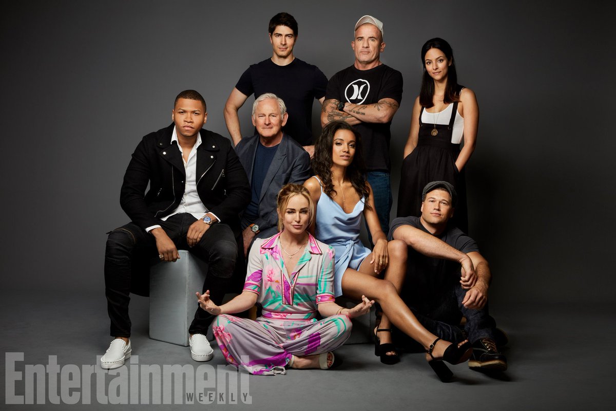 LendasDCBR's tweet photo. Foto do elenco de Legends of Tomorrow para a Entertainment Weekly
#LegendsofTomorrowSDCC #SDCC #LegendsofTomorrow https://t.co/HtNq9TtKeC