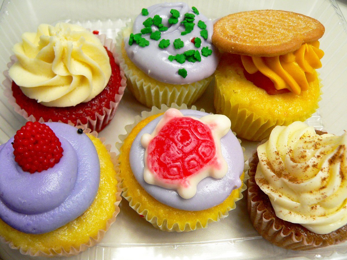 NewarkHappening's tweet photo. Treat yourself! U deserve it.Satisfy ur #sweettooth at 1 of these #Newark #Candyshops & #Bakeries. https://t.co/hErmLkx5h0
#NYC #Sweet https://t.co/Ji47UjEwNs