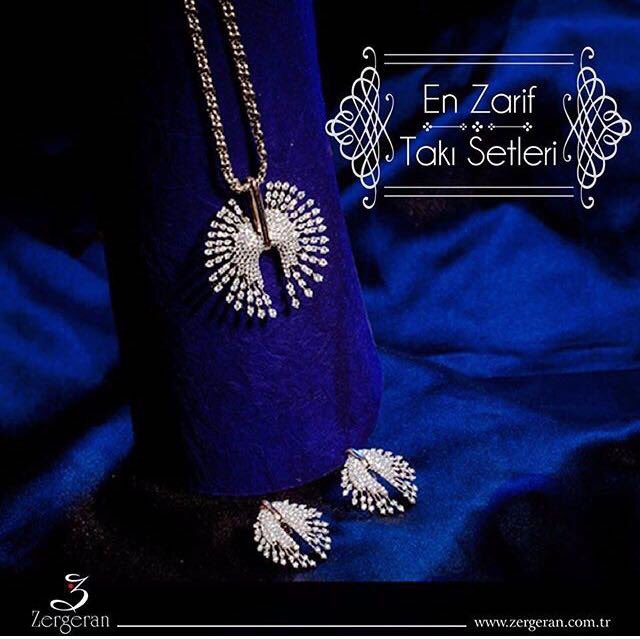 zergerandiamond's tweet photo. Zergeran’la Işıltınız Hiç Sönmesin
#zergeran #limonist #pırlanta #yüzük #tektaş #bileklik #kolye #takı #mücevher #diamond #cover #kurumsal https://t.co/w1KvSnvzvJ