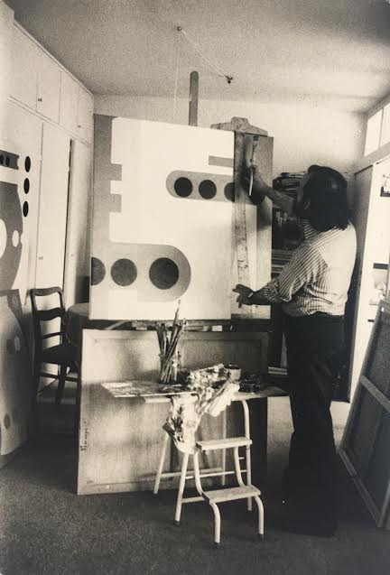 TovarGallery's tweet photo. Jorge Riveros' work echoed European Constructivist movements while retaining a distinctly Colombian style influenced by pre-Colombian art. https://t.co/XT2t2lixyy