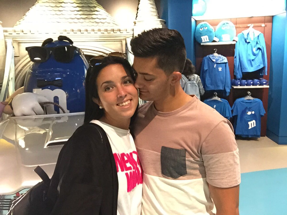 DiazJesusdr98's tweet photo. Buen viaje y disfruta mucho de tus vacaciones, en una semana estoy allí. Te quiero❤ https://t.co/yE9eqKNpCs