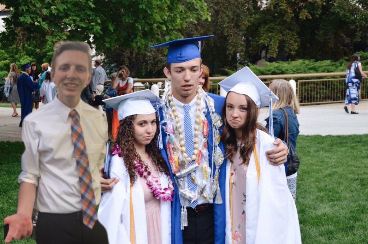 joshdickerson32's tweet image. actually i was part of this inside joke too smh