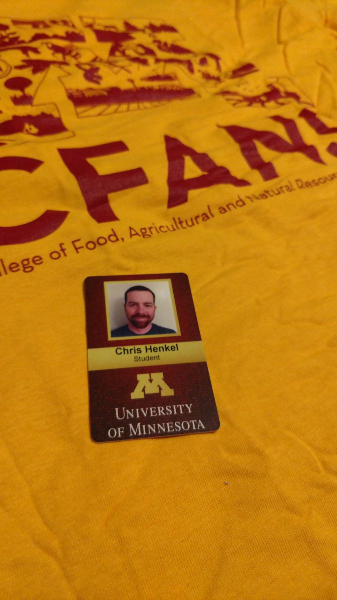 callmehenks's tweet photo. So yeah, this is real now....#Imagopher #UofMN #SkiUMah https://t.co/kkTw7s1jv8