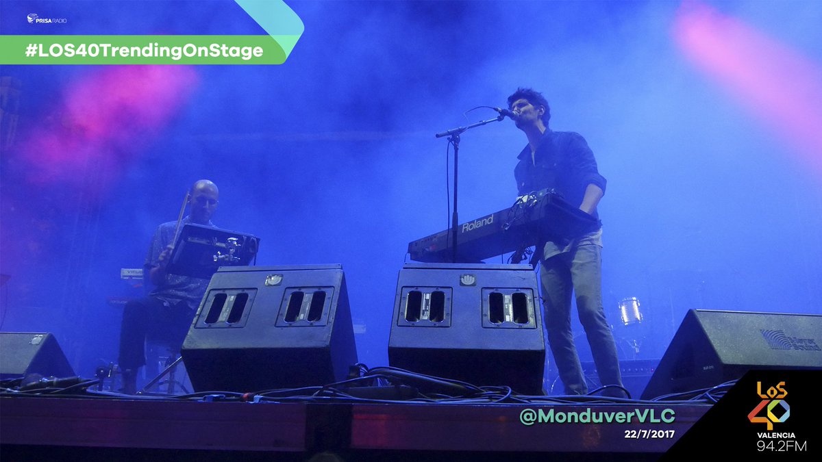 LOS40Valencia's tweet photo. Aquí tienes https://t.co/Bo0bSocnXR las mejores fotos de @MonduverVLC en #LOS40TrendingOnStage #GranNitVLC con @Los40_Spain https://t.co/g5u3yPiPdM