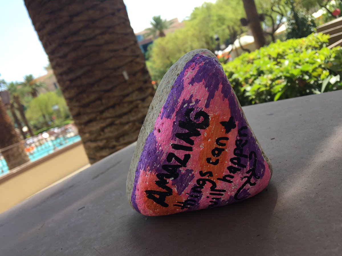 LaceySpaceCasey's tweet photo. Some more rocks placed around Vegas, Be Kind &amp; Rock On #vegasrocks #luckandkindness #celebrate #spreadingkindness #bekindrockon https://t.co/ClS3OlqcZA