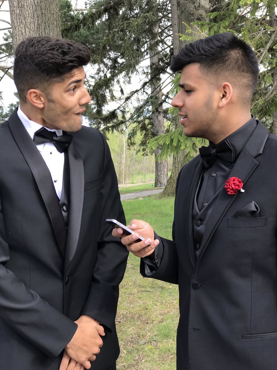 Prax_B's tweet photo. Happy birthday to my future business partner, let's make more moves soon😤 #juulie #mysorry @_amartya https://t.co/iGiYW5pemh
