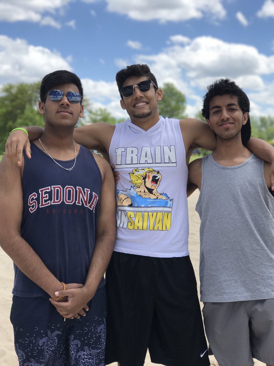 Prax_B's tweet photo. Happy birthday to my future business partner, let's make more moves soon😤 #juulie #mysorry @_amartya https://t.co/iGiYW5pemh