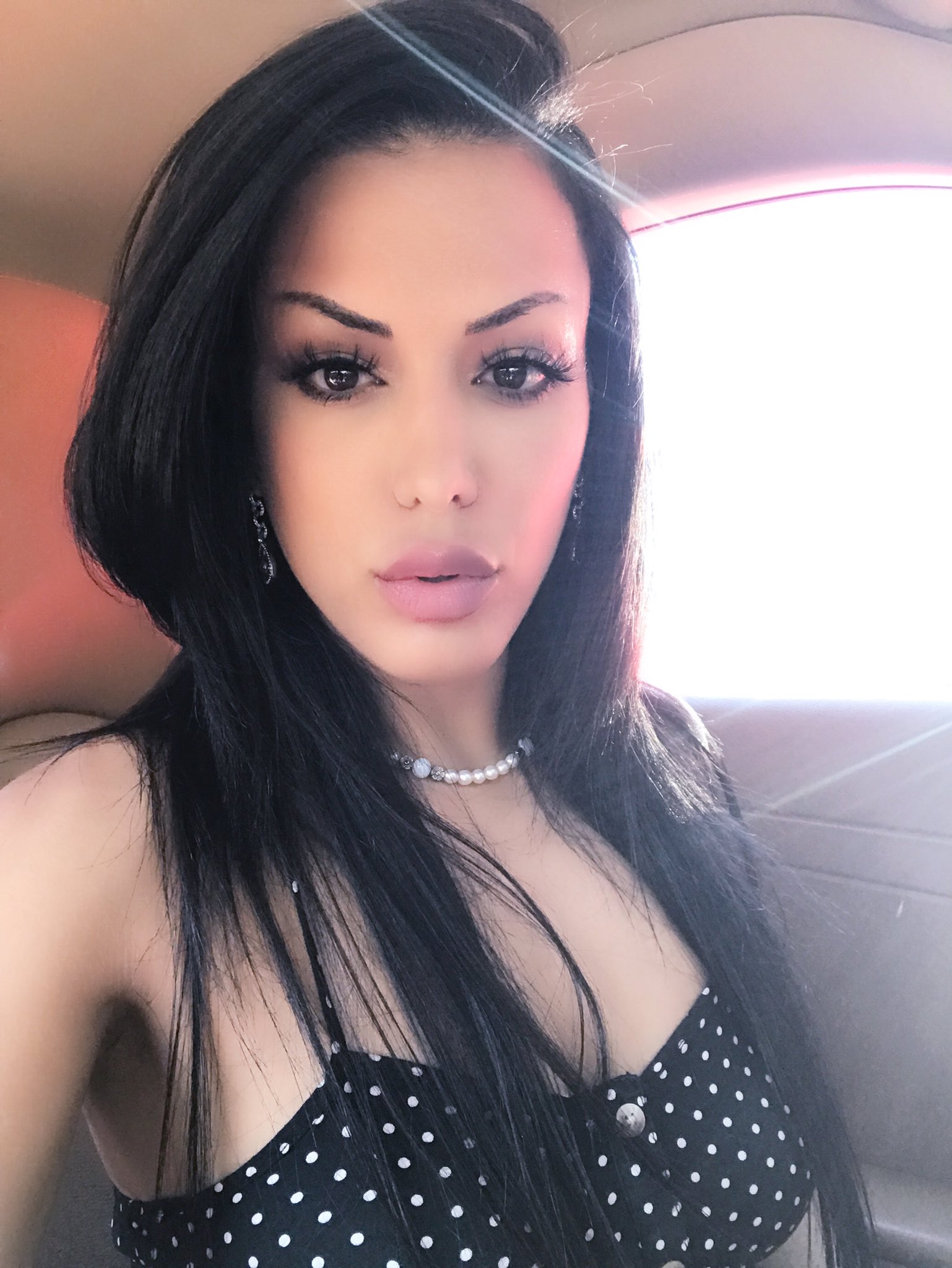 Back to work @penthouse studio today ! #MondayMorning wish you guys a great day and great week!!!! https://t.co/5S2hSy2O5I