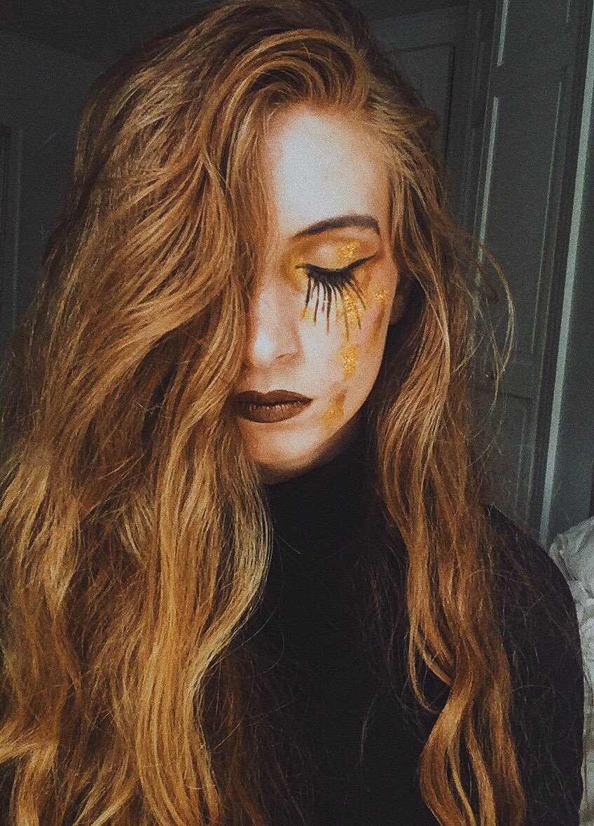 fallfae's tweet photo. Gustav Klimt, Freya's Tears https://t.co/s6rwZlVrBJ