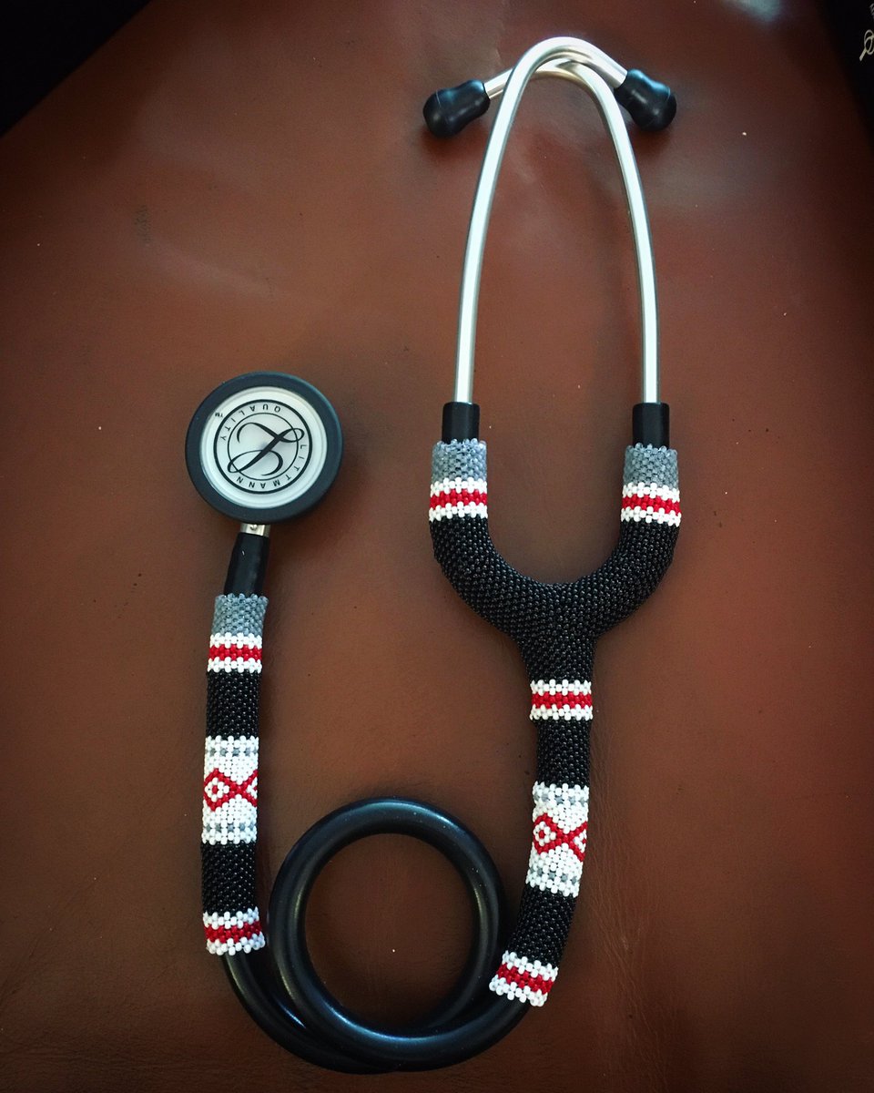 Doolz04's tweet photo. #beadedstethoscope went to a #coastsalish doctor over the mountains 😍🌄🌄 A beautiful &amp; thoughtful gift from a recent order, love creating ❤❤ https://t.co/ob7w0ZAsPJ