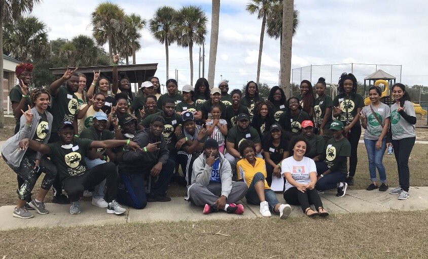 LoveStateOfMind's tweet photo. Repping our org through community service & black excellence #BSYOU โ๐ฝโ๐พโ๐ฟโจ https://t.co/iLUudMdahz