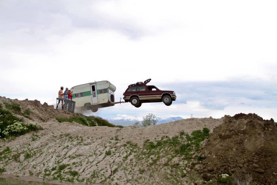 FourSeasonsRV's tweet photo. Not with our trailers please.... #becareful https://t.co/DSabh5stsR