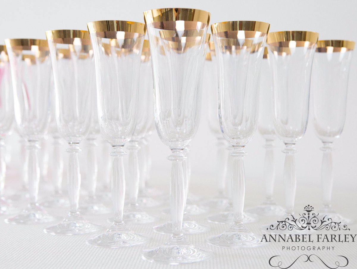 Glass envy! Take your wedding tables to another level with beautiful, coloured glassware. <a href="/crystalhireltd/">Crystal Hire</a> #wedding
Image <a href="/AnnabelFarley1/">Annabel Farley Photo</a>