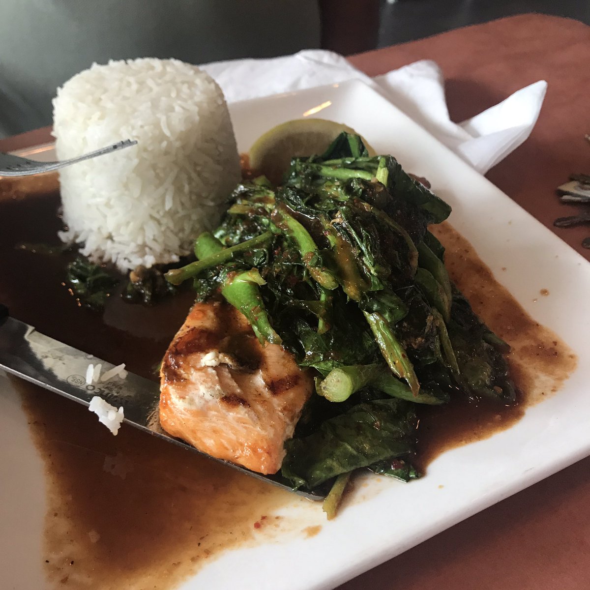 ohhmunzz's tweet photo. But National will forever be my go to thai spot. Plenty of good food for a cheap bargain! #bktech https://t.co/NvRA1ft9t1