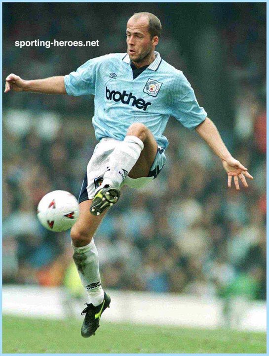 TheKinky7's tweet photo. We should never forget the journey we have had to endure!! Enjoy the signings and fook the media. 💙@ManCity #filthyoil£ #ruiningfootball https://t.co/bPlNNnDUiz