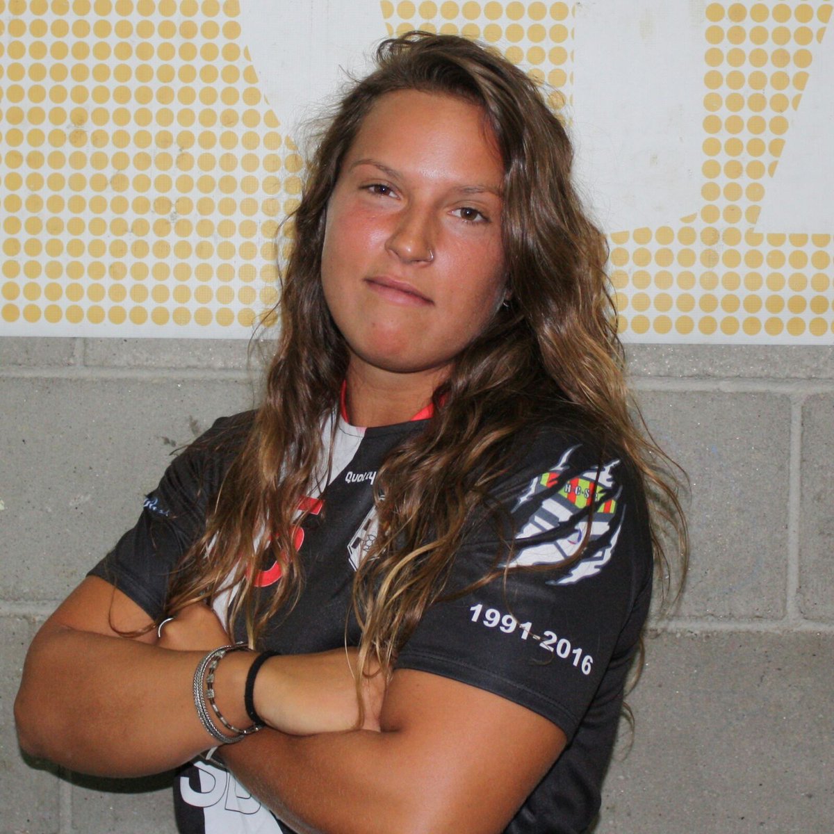 hcsantboi's tweet photo. Senior Fem: Sandra Hoste Galdeano. Pívot fuerte y d calidad procedente d plata con @E_Castelldefels. Bienvenida y Suerte Sandra! #HCSB https://t.co/JEAHegzdjG