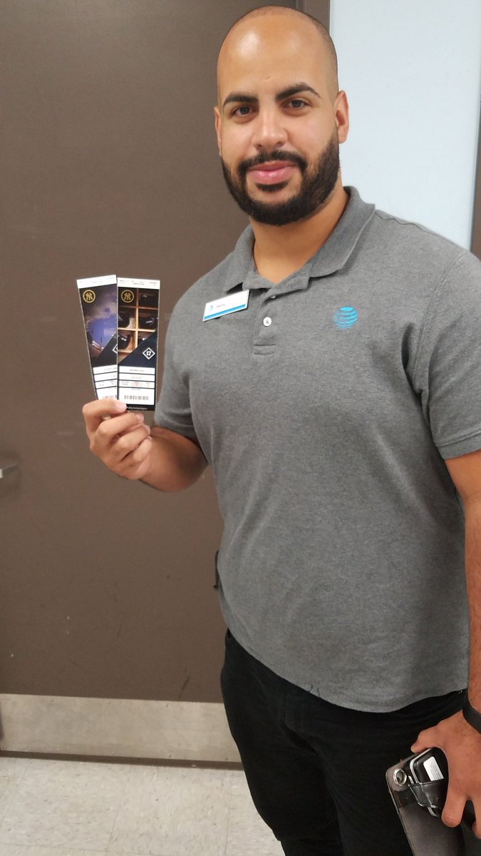bariomar's tweet photo. DTV flash contest winner Danny Nunez from Shirley #At&amp;tlife #yankees @KirkBailey17 @gonty_13 @WinAnSell @LifeAtATT https://t.co/7mGCapwtvL