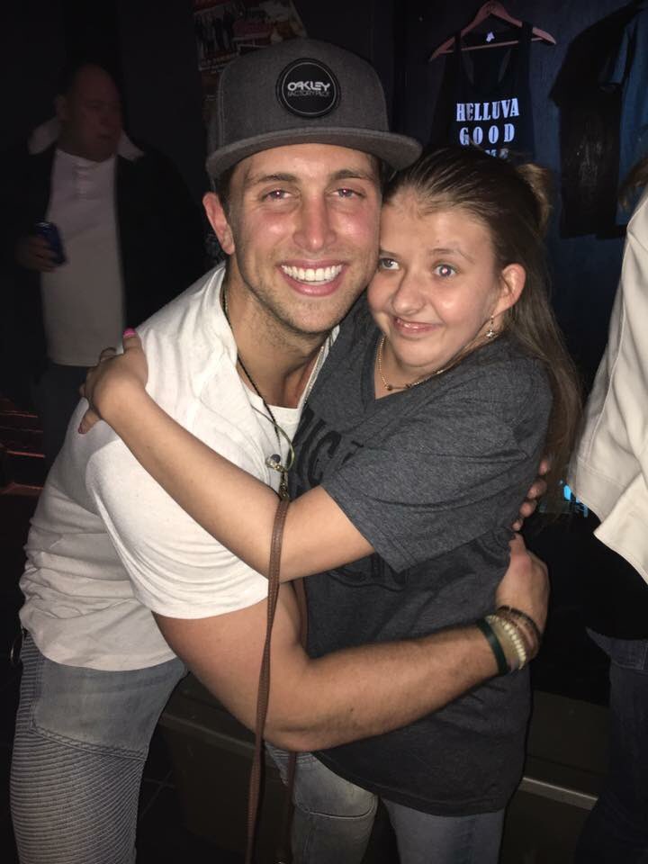 brittanyking001's tweet image. @_StephenNeal just a reminder you're amazing and  #ForgettingEverything is incredible!! 💛🔥😊 love you tooo (this was a GREAT day)