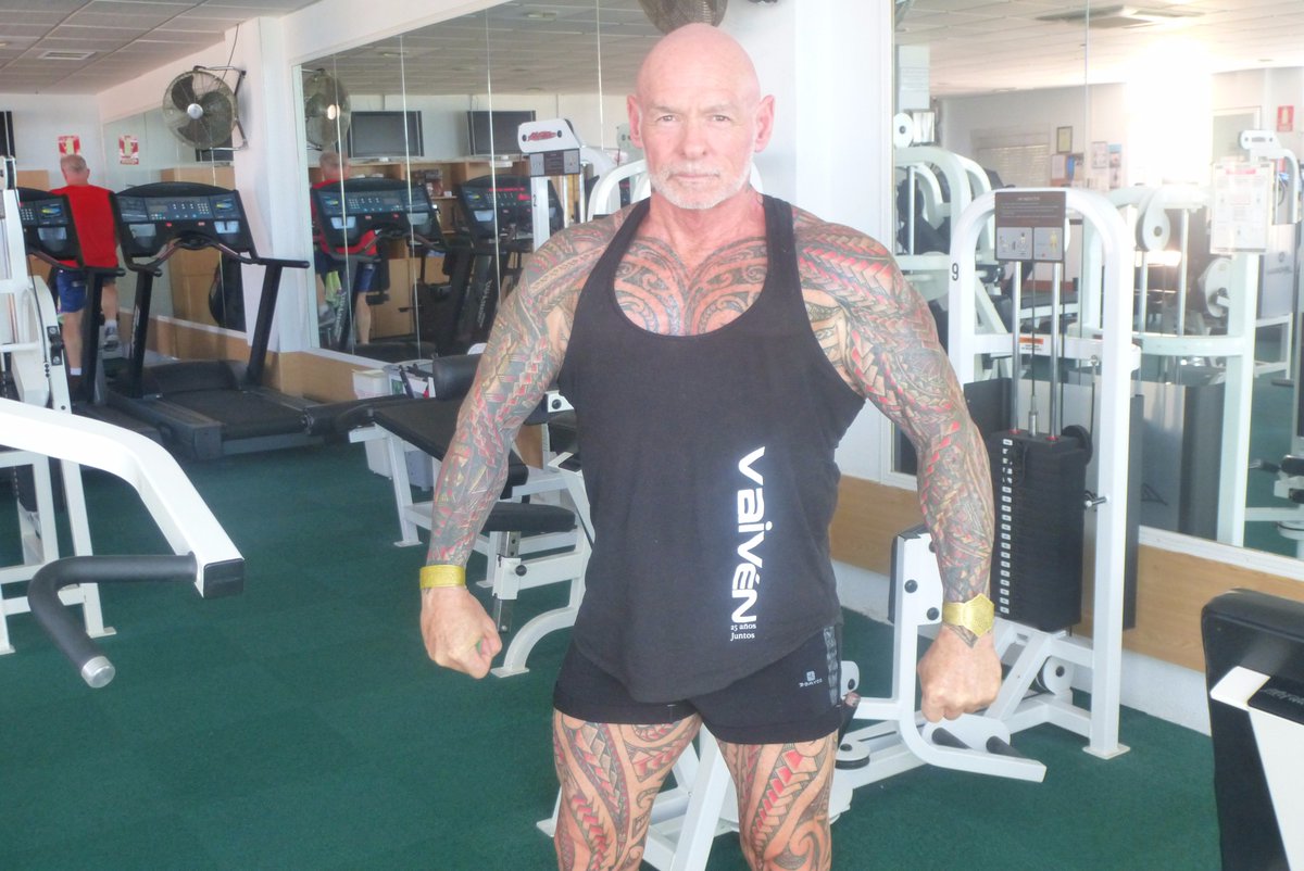 Raysat24Body's tweet photo. #celeb #HGH #RayHoughton #PersonalTrainer #Fitness# BodyBuilder #Inked #Tattoo #Tattooeed #Tats #INK #Gym #BeachBody https://t.co/1hMtUlmuHd