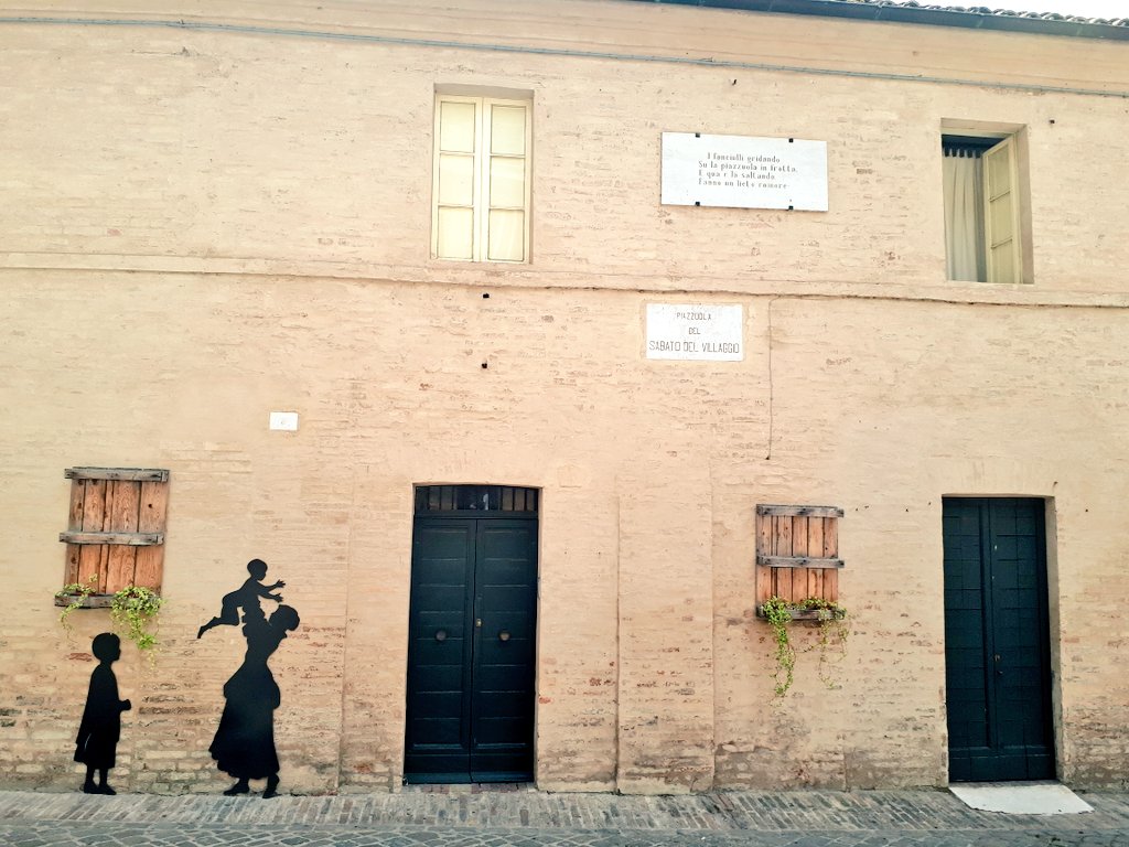 Stakanova85's tweet photo. #Marche, day 3: #Recanati #Loreto e #PortoRecanati. #Leopardi #travel #travelblogger @MuseiRecanati https://t.co/V0B4Sn9Lfo