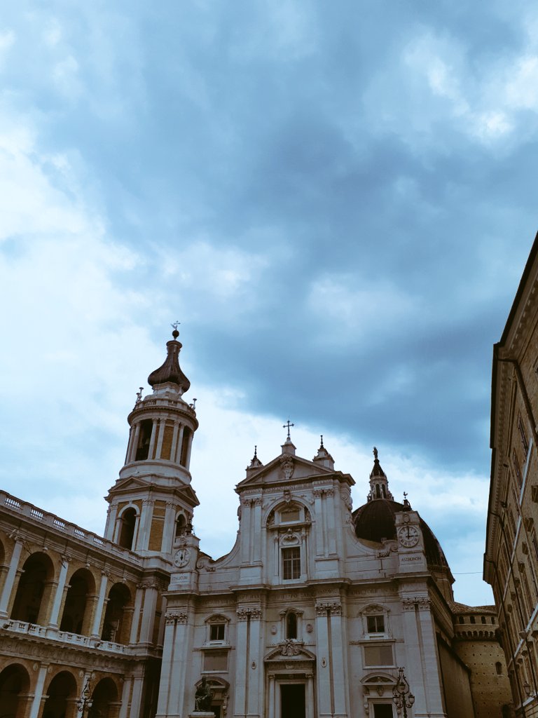 Stakanova85's tweet photo. #Marche, day 3: #Recanati #Loreto e #PortoRecanati. #Leopardi #travel #travelblogger @MuseiRecanati https://t.co/V0B4Sn9Lfo