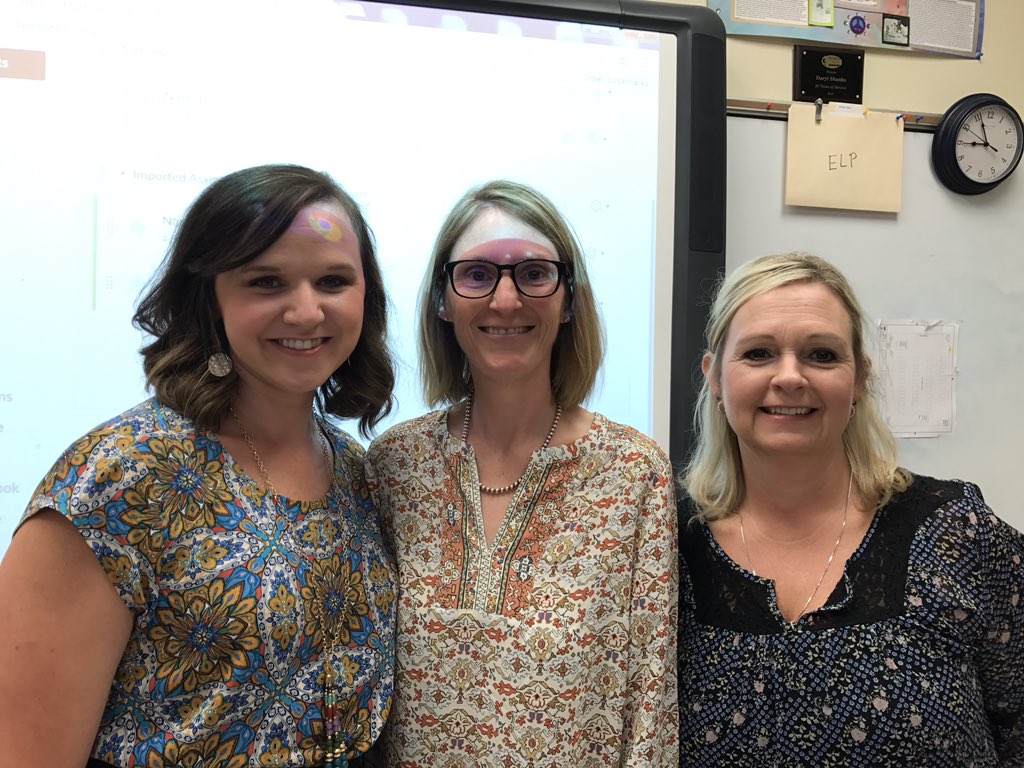 BryantBtcs's tweet photo. BTCS-Race unCamp PD by &amp; for BTCS teachers.   Awesome session! @BTCS_Avoca @VondaBeavers @oliver_423 @chandaaustin95 https://t.co/xzp34CT69z
