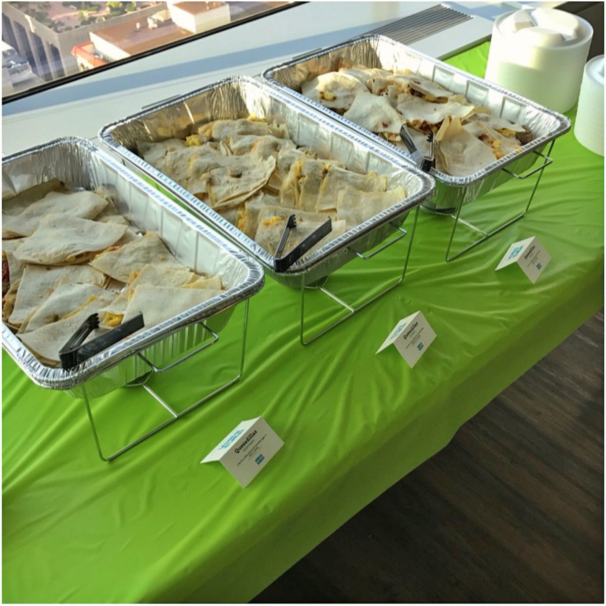 mybitetime's tweet photo. What a way to start the week! Served 200 of our guests and colleagues a @NanaBakin #breakfast this morning in #Nashville πππππ³π#ItsBitetime https://t.co/9RKaZdzQf6