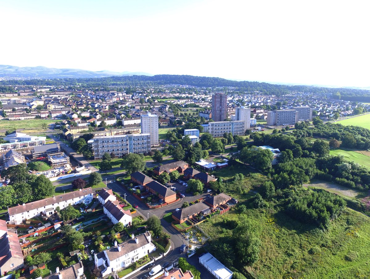 NorthEdinbNews's tweet photo. A different view over north Edinburgh on a lovely sunny evening. https://t.co/1TyqRA2y3k
