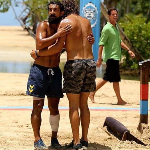 Dostluğunuz bir ömür boyu baki kalsın serrhat akın ogeday girişken
GerçekFenerli SerhatAkın