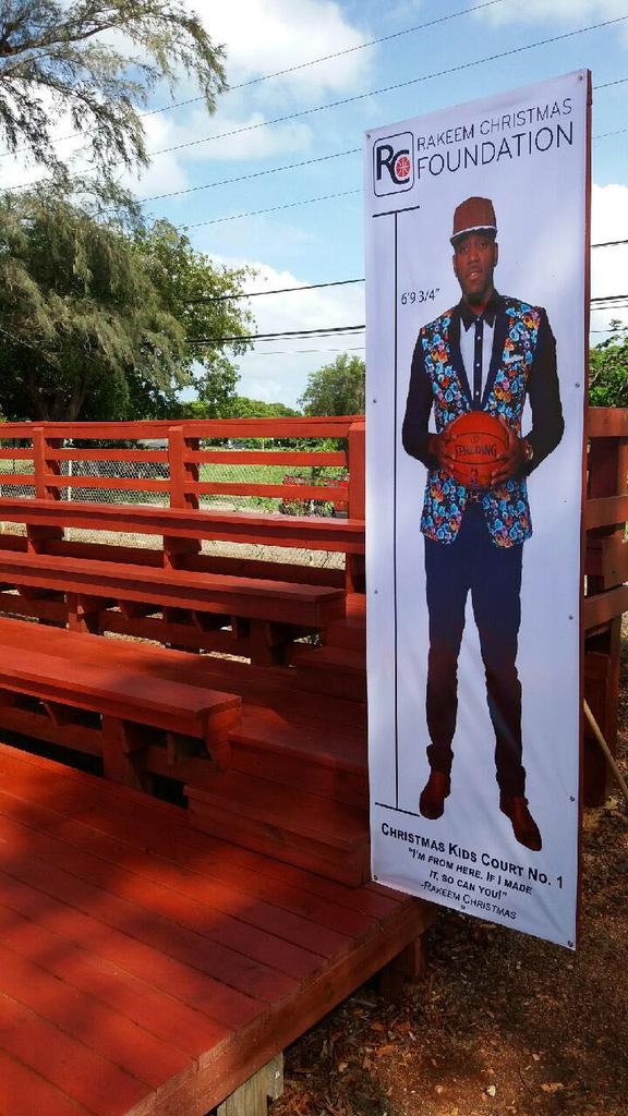 StCroix_VI's tweet photo. Store 8622 CONGRATULATES Rakeem Christmas Foundation on the GO of their new BBCourt.  Bleachers paint donated by Behr. #xmasinjuly @wcork19 https://t.co/ooRUDKdlVK